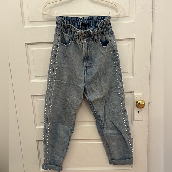 Pearl-studded mom jeans - Picture 2 of 5